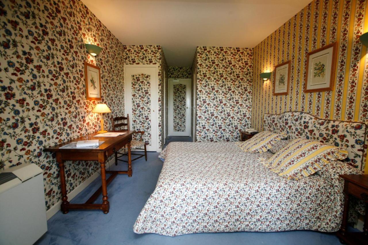 Hotel Chateau De Castel Novel - Les Collectionneurs Varetz Ngoại thất bức ảnh